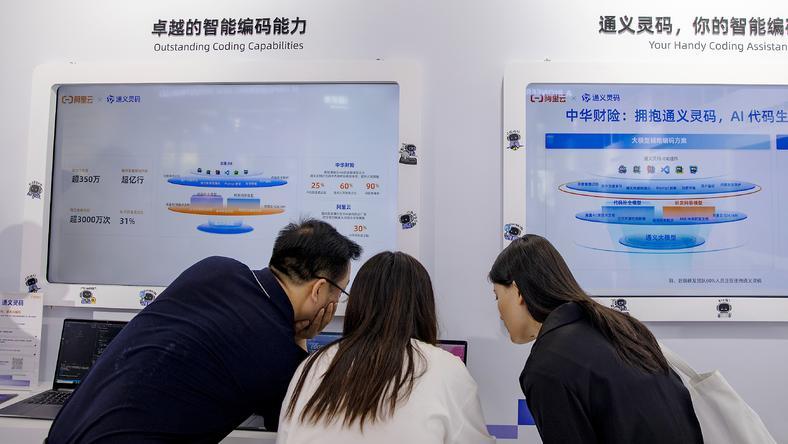 王牌大模型Qwen主帅黯然离场:阿里究竟是自毁长城,还是组织阵痛?